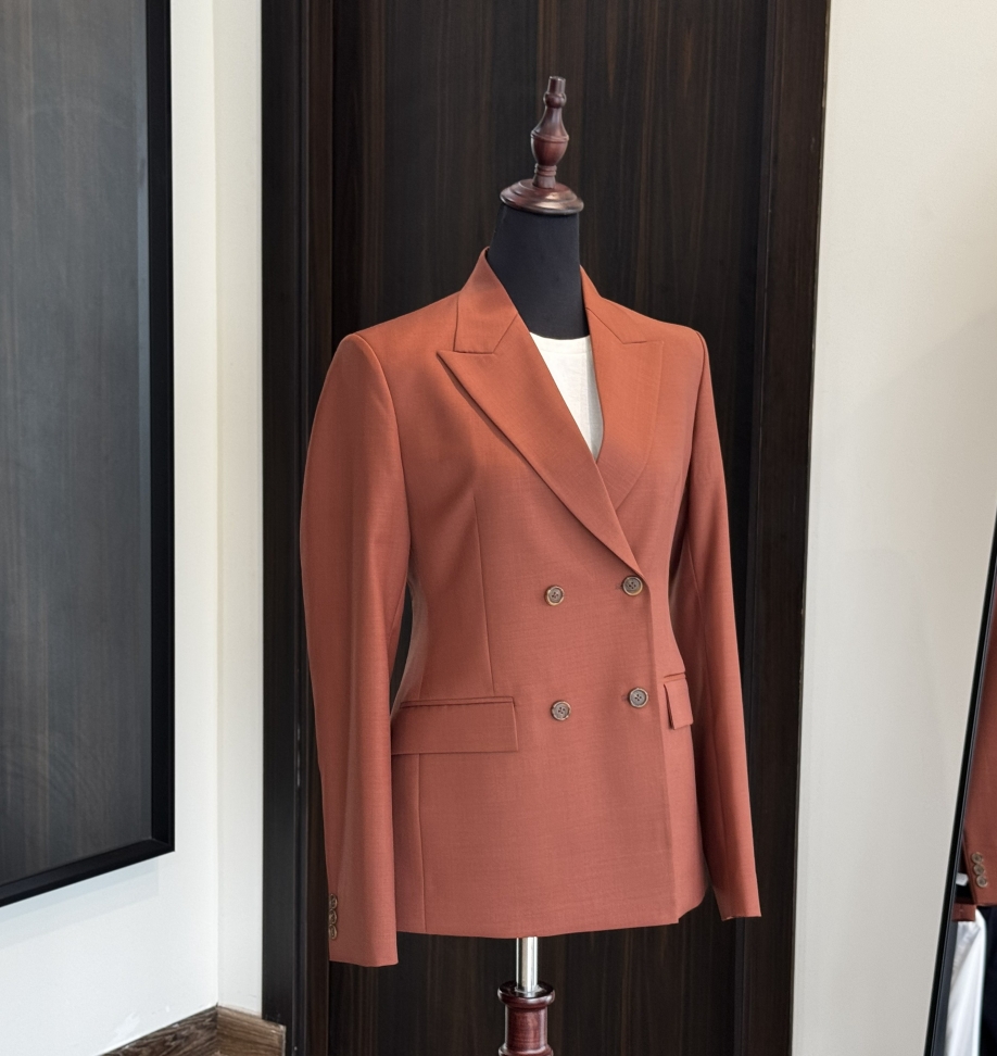 Women Suit Alteration Services Dubai